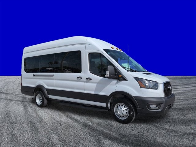 2026 Ford Transit Passenger Wagon XL