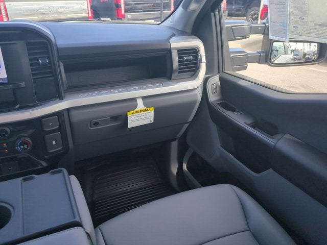 2025 Ford Super Duty F-450 DRW XL