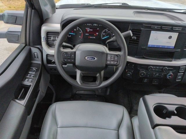 2024 Ford Super Duty F-450 DRW XL