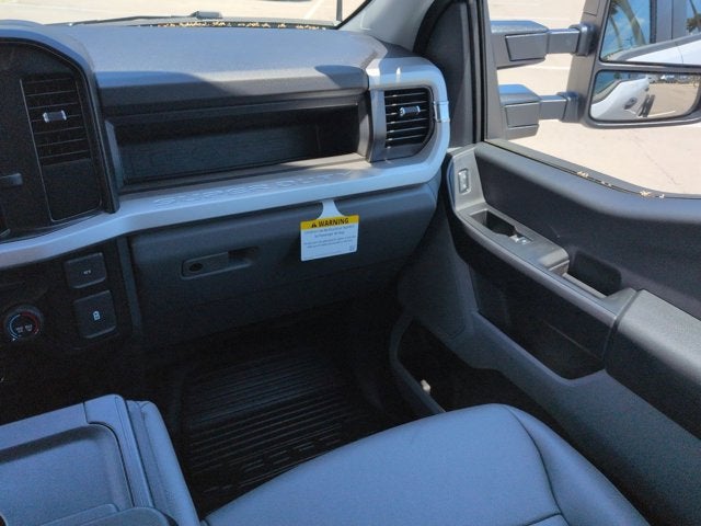 2026 Ford Super Duty F-450 DRW XL