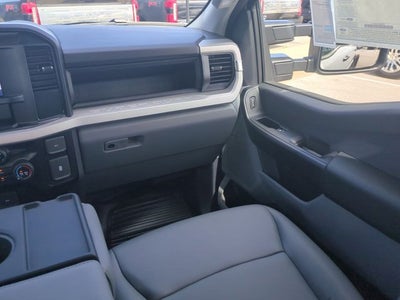 2025 Ford Super Duty F-450 DRW XL