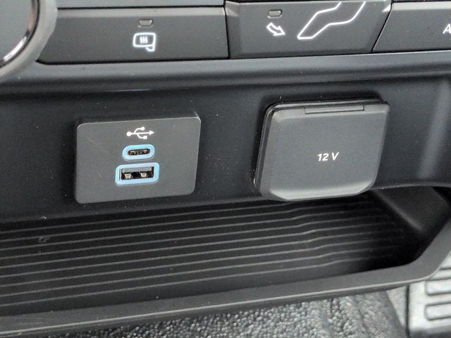 2027 Ford Super Duty F-550 DRW XL
