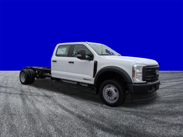 2027 Ford Super Duty F-550 DRW XL