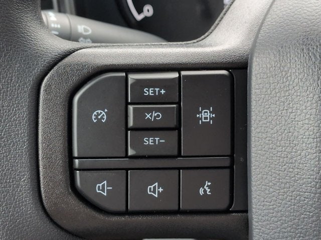 2027 Ford Super Duty F-550 DRW XL