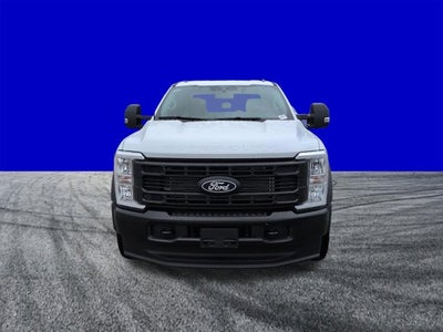 2027 Ford Super Duty F-550 DRW XL