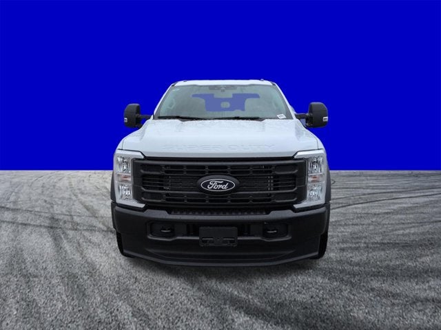 2027 Ford Super Duty F-550 DRW XL