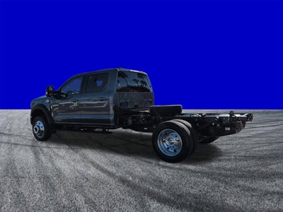 2026 Ford Super Duty F-550 DRW LARIAT