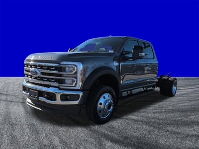 2026 Ford Super Duty F-550 DRW LARIAT