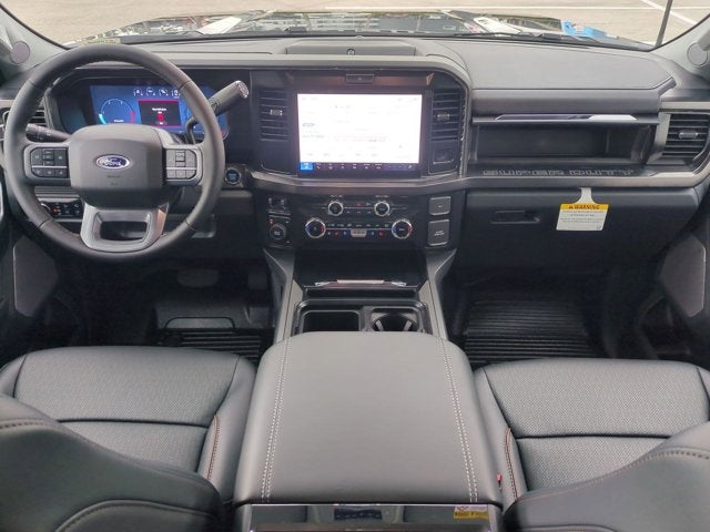 2026 Ford Super Duty F-550 DRW LARIAT