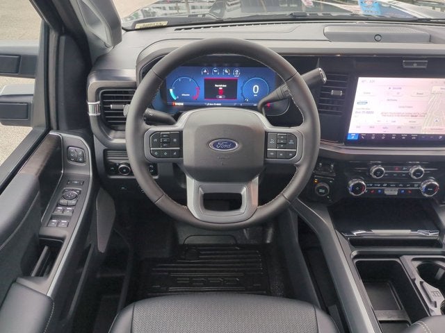 2026 Ford Super Duty F-550 DRW LARIAT