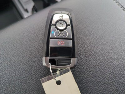 2026 Ford Super Duty F-550 DRW LARIAT