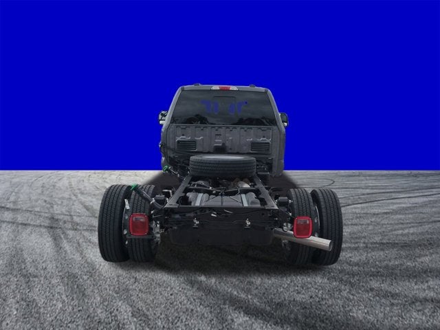 2026 Ford Super Duty F-550 DRW LARIAT