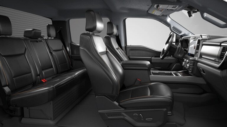 2026 Ford Super Duty F-550 DRW LARIAT