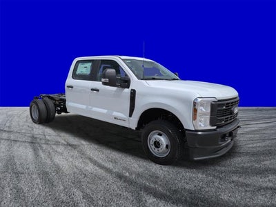 2027 Ford Super Duty F-350 DRW XL