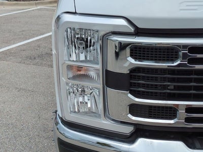 2026 Ford Super Duty F-350 DRW XL