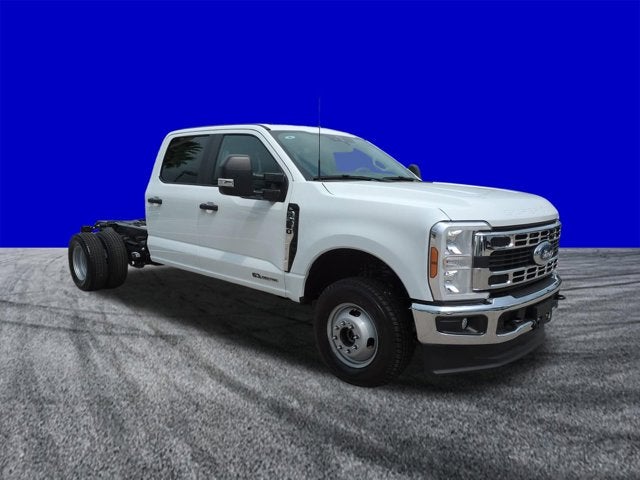 2026 Ford Super Duty F-350 DRW XL