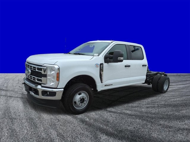 2026 Ford Super Duty F-350 DRW XL