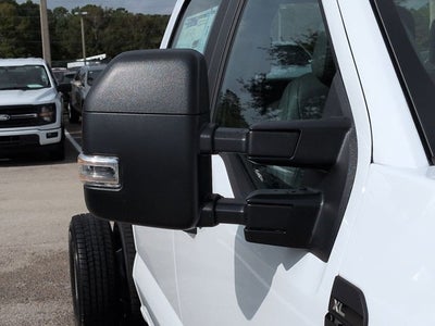 2027 Ford Super Duty F-350 DRW XL