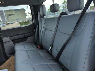 2027 Ford Super Duty F-350 DRW XL