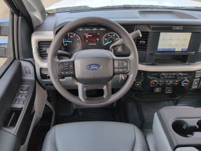 2027 Ford Super Duty F-350 DRW XL