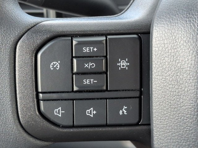 2027 Ford Super Duty F-350 DRW XL