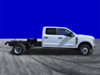 2026 Ford Super Duty F-350 DRW XL