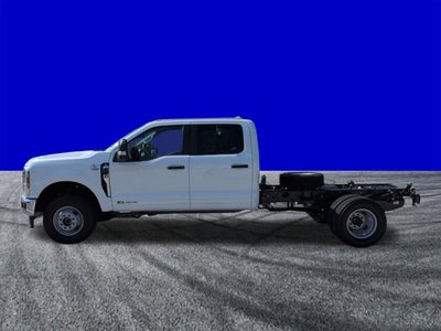 2026 Ford Super Duty F-350 DRW XL