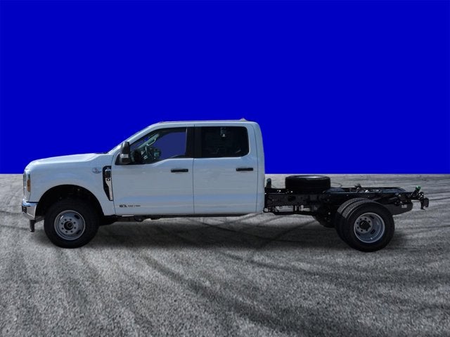 2026 Ford Super Duty F-350 DRW XL