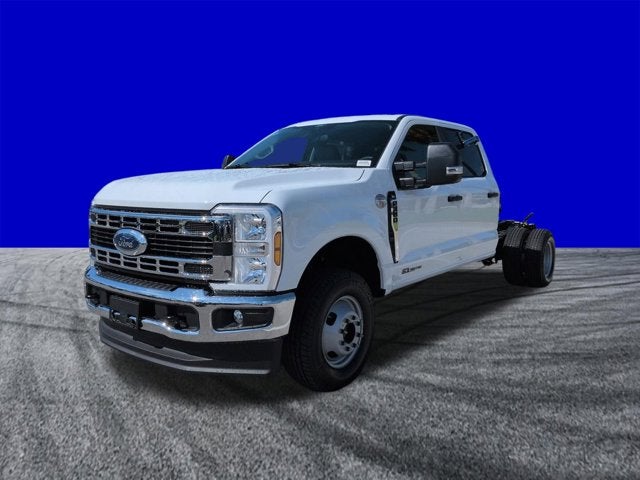 2026 Ford Super Duty F-350 DRW XL