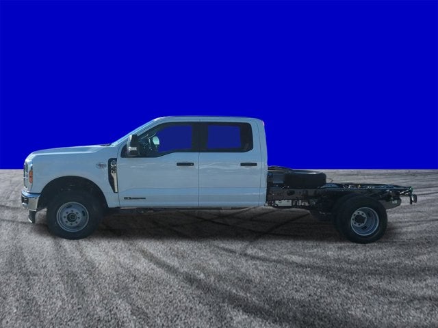 2026 Ford Super Duty F-350 DRW XL