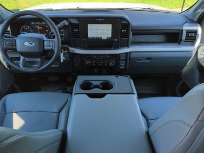 2026 Ford Super Duty F-350 DRW XL