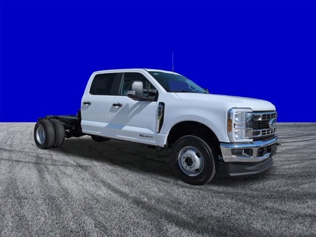 2026 Ford Super Duty F-350 DRW XL