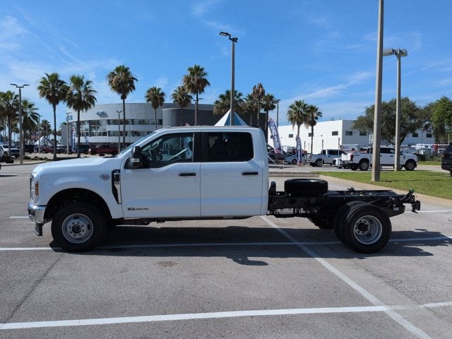 2026 Ford Super Duty F-350 DRW XL