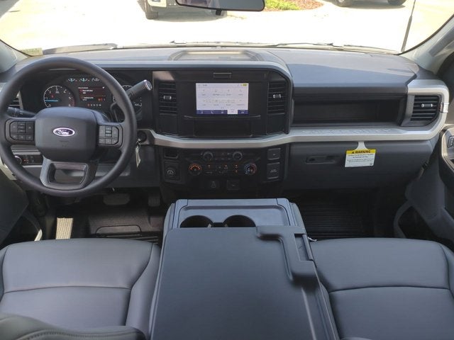 2025 Ford Super Duty F-350 SRW XL