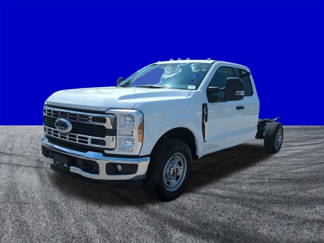2025 Ford Super Duty F-350 SRW XL