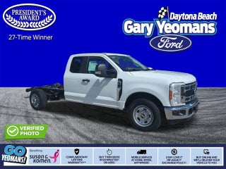 2025 Ford Super Duty F-350 SRW XL