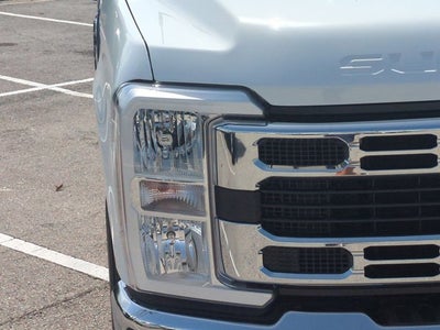 2025 Ford Super Duty F-350 SRW XL