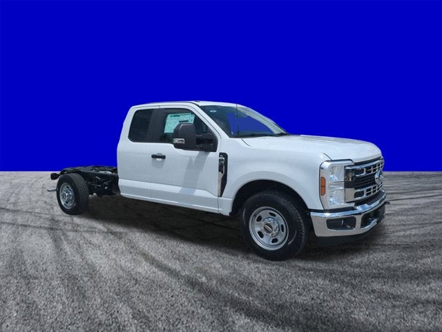 2025 Ford Super Duty F-350 SRW XL