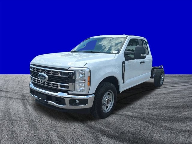 2025 Ford Super Duty F-350 SRW XL