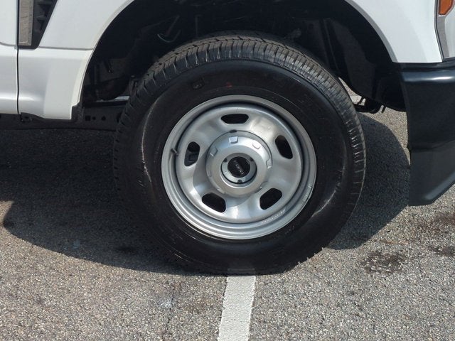 2025 Ford Super Duty F-350 SRW XL