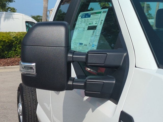 2025 Ford Super Duty F-350 SRW XL