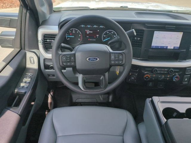 2025 Ford Super Duty F-350 SRW XL