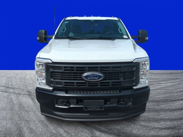 2025 Ford Super Duty F-350 SRW XL