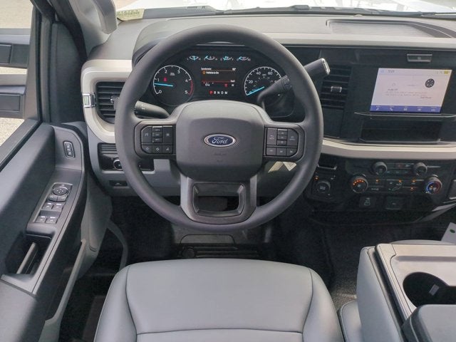 2025 Ford Super Duty F-350 DRW XL