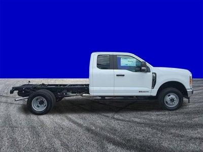 2025 Ford Super Duty F-350 DRW XL