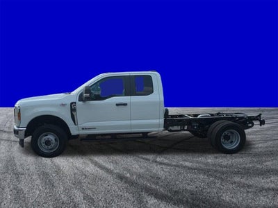 2025 Ford Super Duty F-350 DRW XL