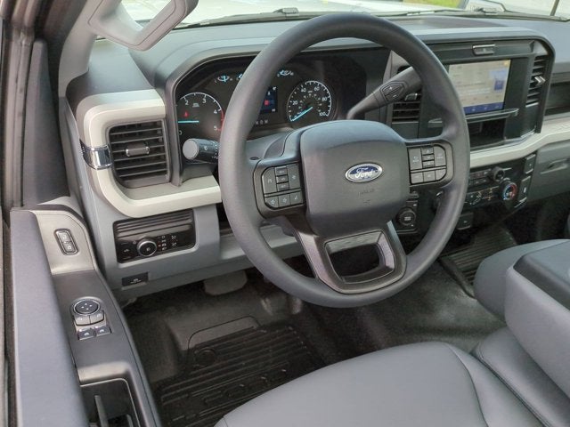 2026 Ford Super Duty F-550 DRW XL