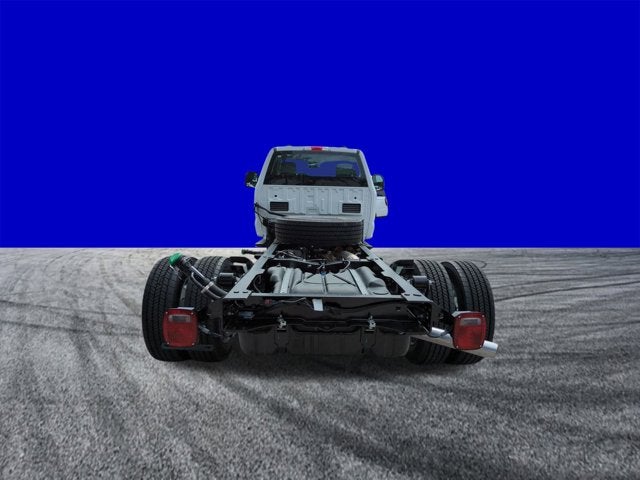 2026 Ford Super Duty F-550 DRW XL