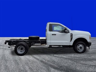2026 Ford Super Duty F-350 DRW XL