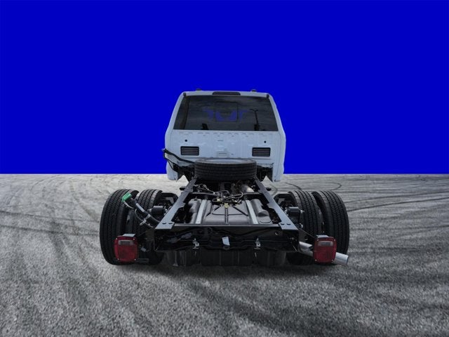2027 Ford Super Duty F-550 DRW XL